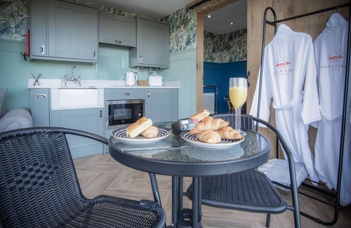 Llangennith Cabina | Brandy Cove - 1 Bed Cabin - Landimore