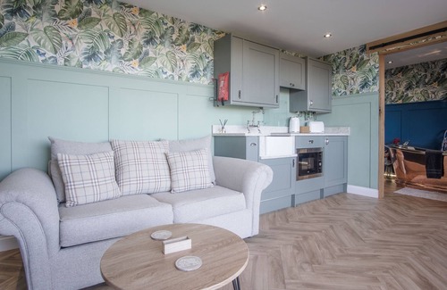 Llangennith Cabina | Brandy Cove - 1 Bed Cabin - Landimore