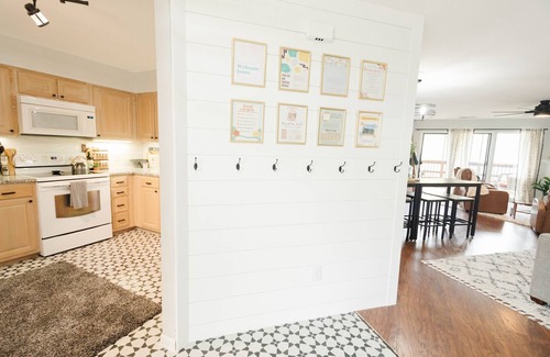 Table Rock Condominio | *Branson Boho 1* Gated on GROUND FLOOR FULLY REDONE 2 king beds, 2 full bath!!!