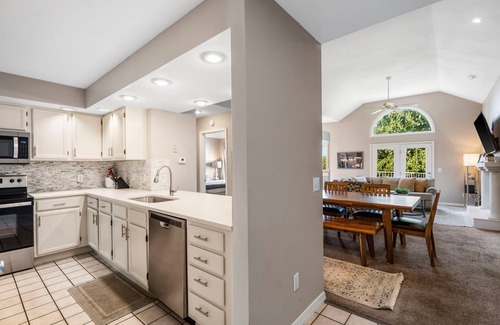 Table Rock Condominio | Branson Condo-3BR at Pointe Royale-Golf & Swimming