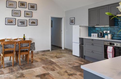 Llanfachraeth Casa | Branwen