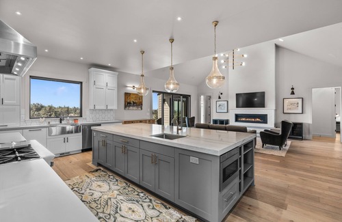 Powell Butte Casa | Brasada Ranch | High Desert Modern Luxury | Sauna