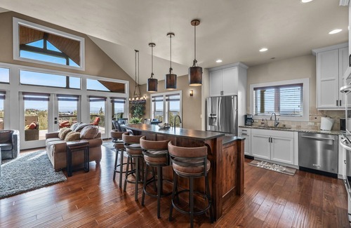Powell Butte Casa | Brasada Ranch | Hot Tub | Guest Casita | 5 Bed