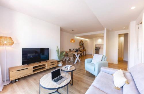 el Mercadal Apartamento | Bravissimo Domènica, 2 bedrooms and balcony