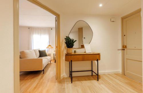 el Mercadal Apartamento | Bravissimo Maragall, very spacious and central
