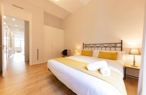 Eixample Apartamento | Bravissimo Riu Onyar, modern 3 bedroom apartment