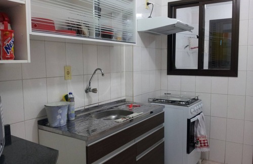 Centro Apartamento | Brasil apartamento 2 dormitorios SEA QUADRA Avenue en el centro comercial !!