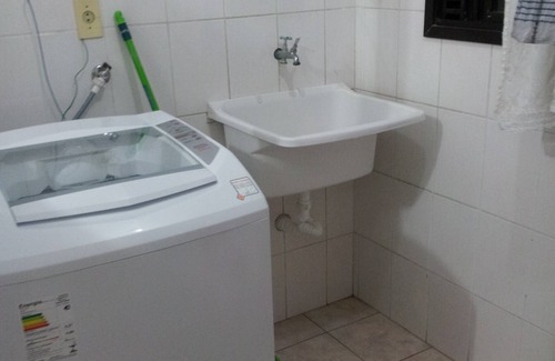 Centro Apartamento | Brasil apartamento 2 dormitorios SEA QUADRA Avenue en el centro comercial !!