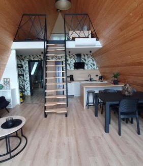 Wambierzyce Casa | Brda na skraju lasu