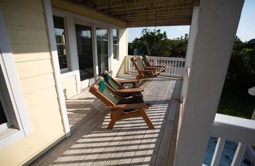 Corolla Village Casa | Break-Away CV3