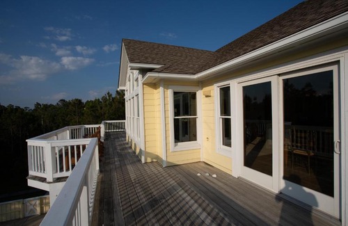 Corolla Village Casa | Break-Away CV3