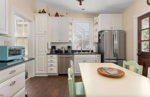 Cape May Casa | Breakers Cape May - Charming beach block Victorian home