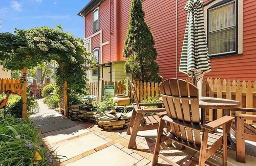Cape May Casa | Breakers Cape May - Charming beach block Victorian home