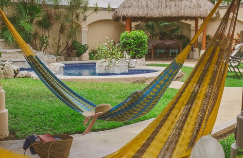 Colonia Centro Casa | Hermosa casa con piscina jardín 5 habitaciones / 5 baños para 15 personas