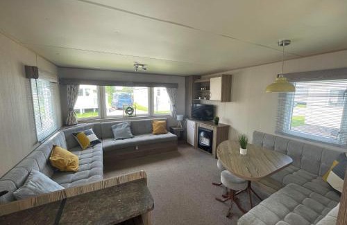 Tattershall Cabina | Breaks on the Lakes
