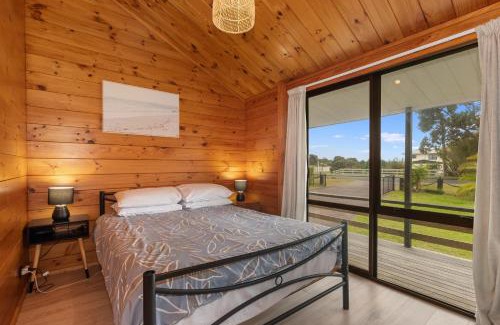 Ruakaka Casa | Bream Bay Sands - Ruakaka Holiday Home