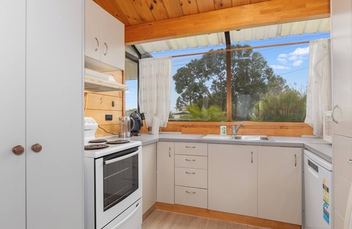 Ruakaka Casa | Bream Bay Sands - Ruakaka Holiday Home