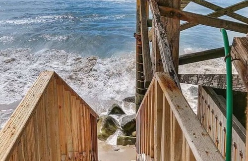 Eastern Malibu Condominio | Breathe Malibu - Ocean Front Condo w/ Beach Access