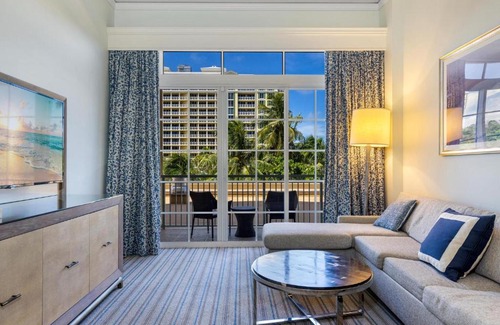 Key Biscayne Casa | Breathtaking 2 Bedroom Condo Placed at Ritz Carlton-Key Biscayne