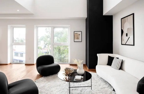 Los Alpes Apartamento | Breathtaking 2 level Condo wAmazing Pool