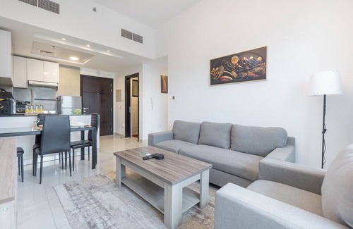 Discovery Gardens Apartamento | Amazing 2-Bedroom Apartment Perfect for Families in Jebel Ali Village