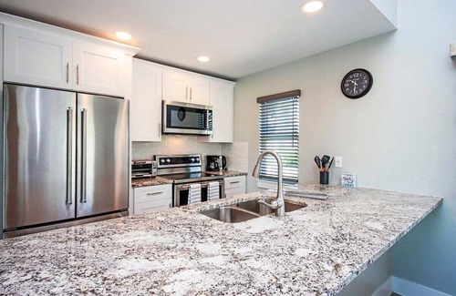The Dunes Casa | Breathtaking golf front villa on Sanibel Island - Includes Tennis Membership - 18th Fairway