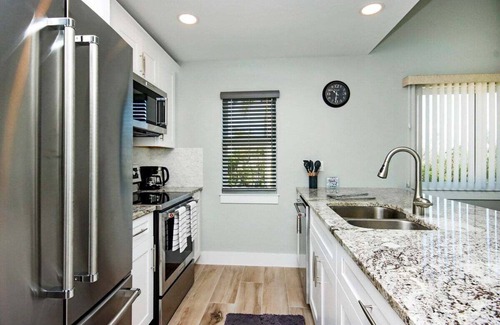The Dunes Casa | Breathtaking golf front villa on Sanibel Island - Includes Tennis Membership - 18th Fairway