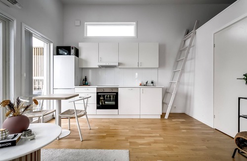 Upplands-Bro Municipality Apartamento | Breathtaking Lakefront mini villas