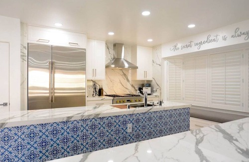 South Redondo Casa | Breathtaking Luxury Beach House w/ Gym, Sauna, BBQ Grill, & Only Steps from Sand