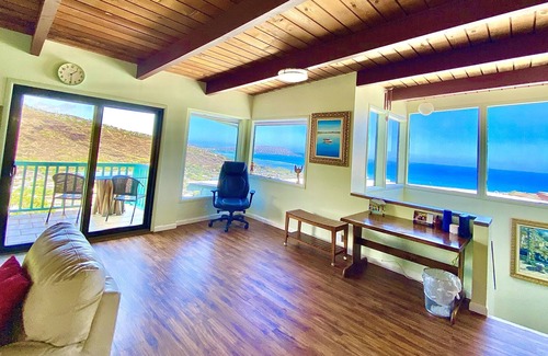 Waialae Iki Ridge Casa | Breathtaking Ocean + Mountain View + Private Pool. Monthly Rental!
