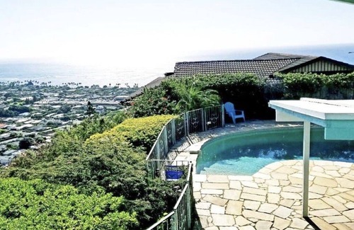 Waialae Iki Ridge Casa | Breathtaking Ocean View with Private Pool!