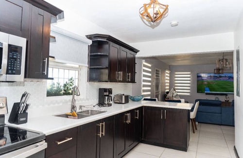 Portmore Casa | Breathtaking Oceanfront Views
