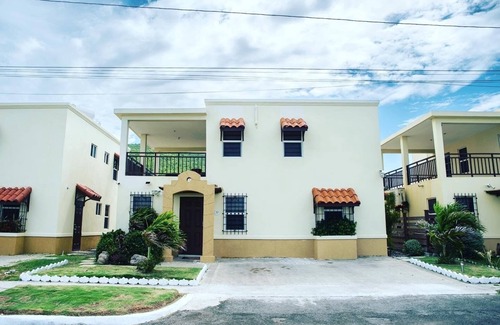 Portmore Casa | Breathtaking Oceanfront Views