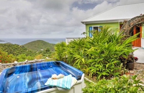 Ajax Peak Casa | ¡Impresionantes vistas panorámicas de las Islas Vírgenes Británicas desde el jacuzzi y la piscina!