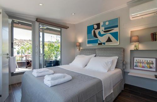 Vouliagmeni Apartamento | Breathtaking Penthouse Vouliagmeni