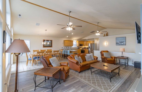 Colington Harbour Casa | Breathtaking sound & sunset views from this waterfront home on Colington Island!