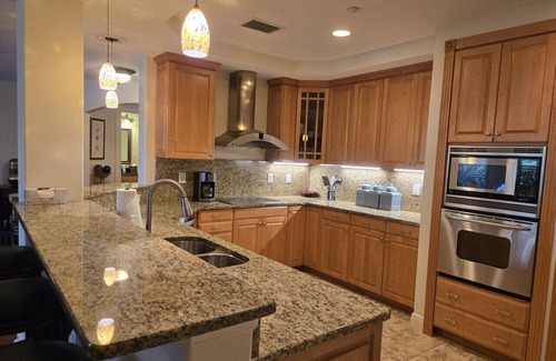 Indian Rocks Beach Apartamento | Breathtaking Gulf Front Condo