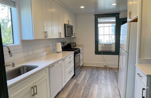Wrightsville Beach Cabaña | Vistas impresionantes * FRENTE AL AGUA * EMBARCADERO PRIVADO * BARCO DOCK * WiFi GRATIS * ESTACIONAMIENTO * AC