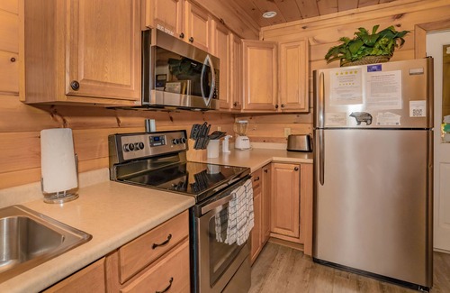 Chalet Village Chalet De Esquí | Breathtaking View of Gatlinburg's Smokey Mountains!!!