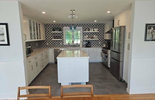 Yarmouth Port Casa | Breathtaking Views & Dock Access RPMS153