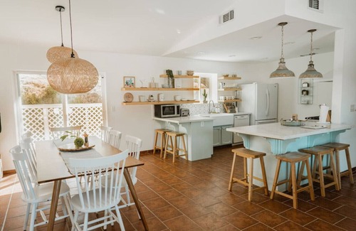 Ahwahnee Apartamento | Breathtaking Views, Boho Chic Design by Casa Oso