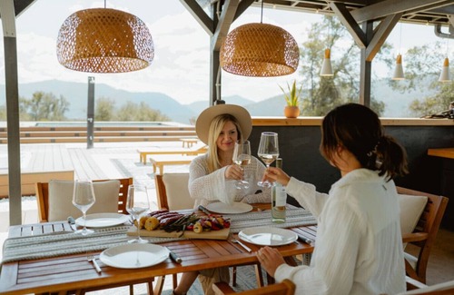 Ahwahnee Apartamento | Breathtaking Views, Boho Chic Design by Casa Oso