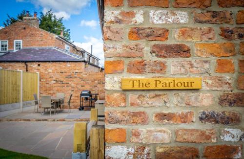 York Casa | Brecks Farm - The Parlour