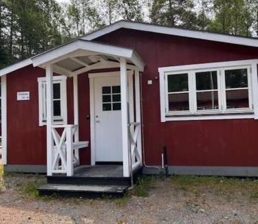 Enkoping Casa | Bredsands camping och bad- Bredsandsstugor