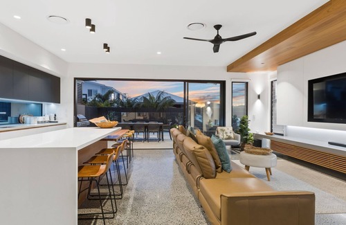 Kingscliff Casa | Breeze at Salt - Wheelchair Accessible with Heated Pool