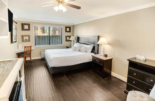 Litchfield by the Sea Apartamento | Breezes and Waves Resort View King Room, 1st Flr