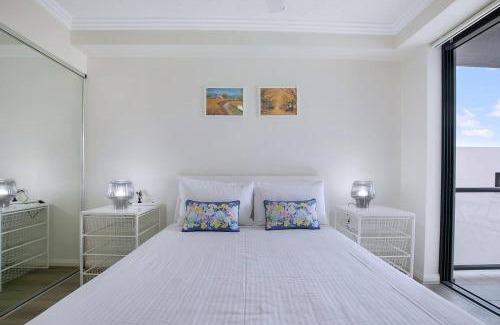 Southport Apartamento | Breezy Beachside - Enjoy Outdoor Fun and Relaxation