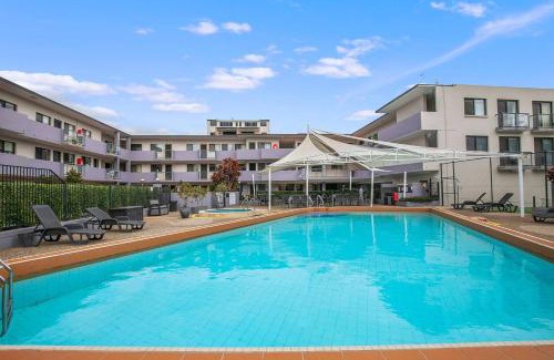 Southport Apartamento | Breezy Beachside - Enjoy Outdoor Fun and Relaxation
