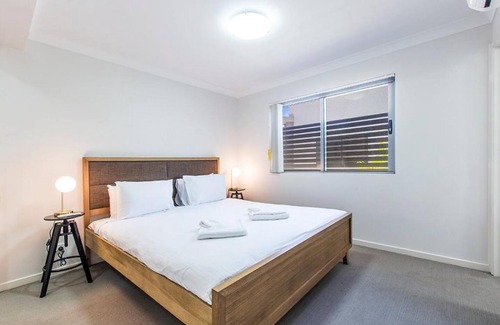Gaythorne Apartamento | Breezy Gaythorne near Enoggera Dam and Popular Hikes