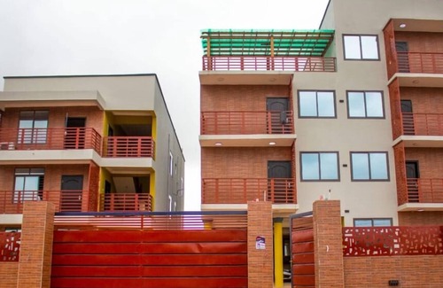 Nungua Apartamento | Breezy Mountain View